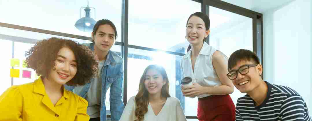 与全球最佳雇主  28国际光电<br>
一起探索未来职涯可能